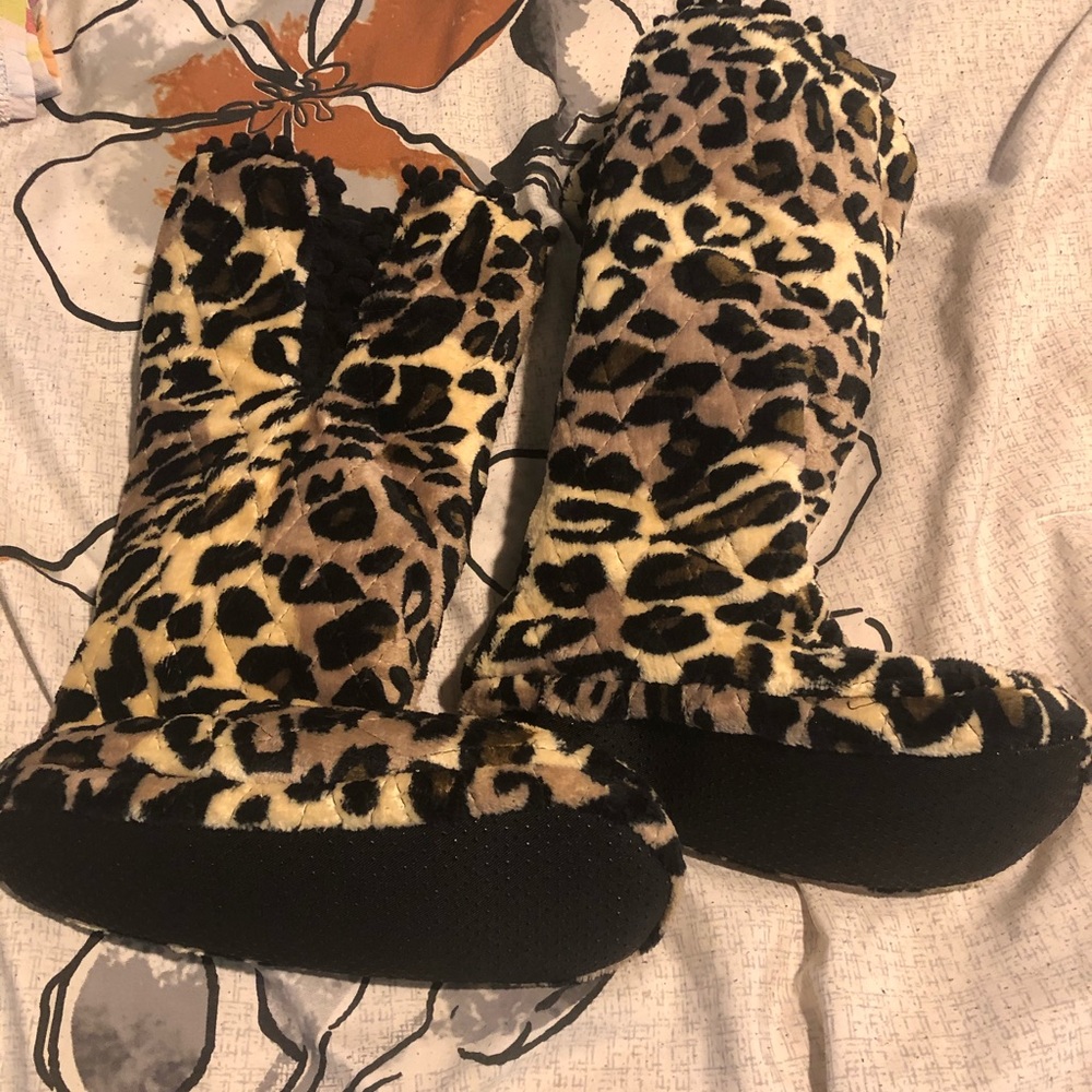 Slipper boots